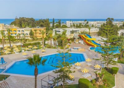 HOTEL RIVIERA 4*