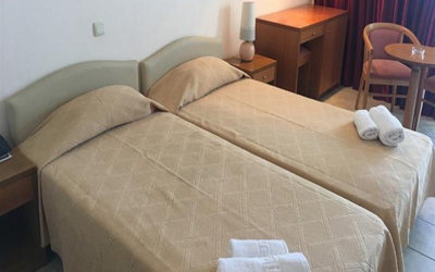 ALEXANDER BEACH ****