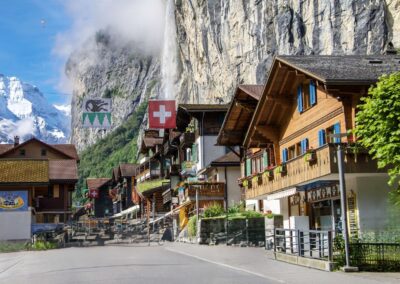 DOLINA VODOPADA I BERNSKI OBERLAND - ŠVAJCARSKA
